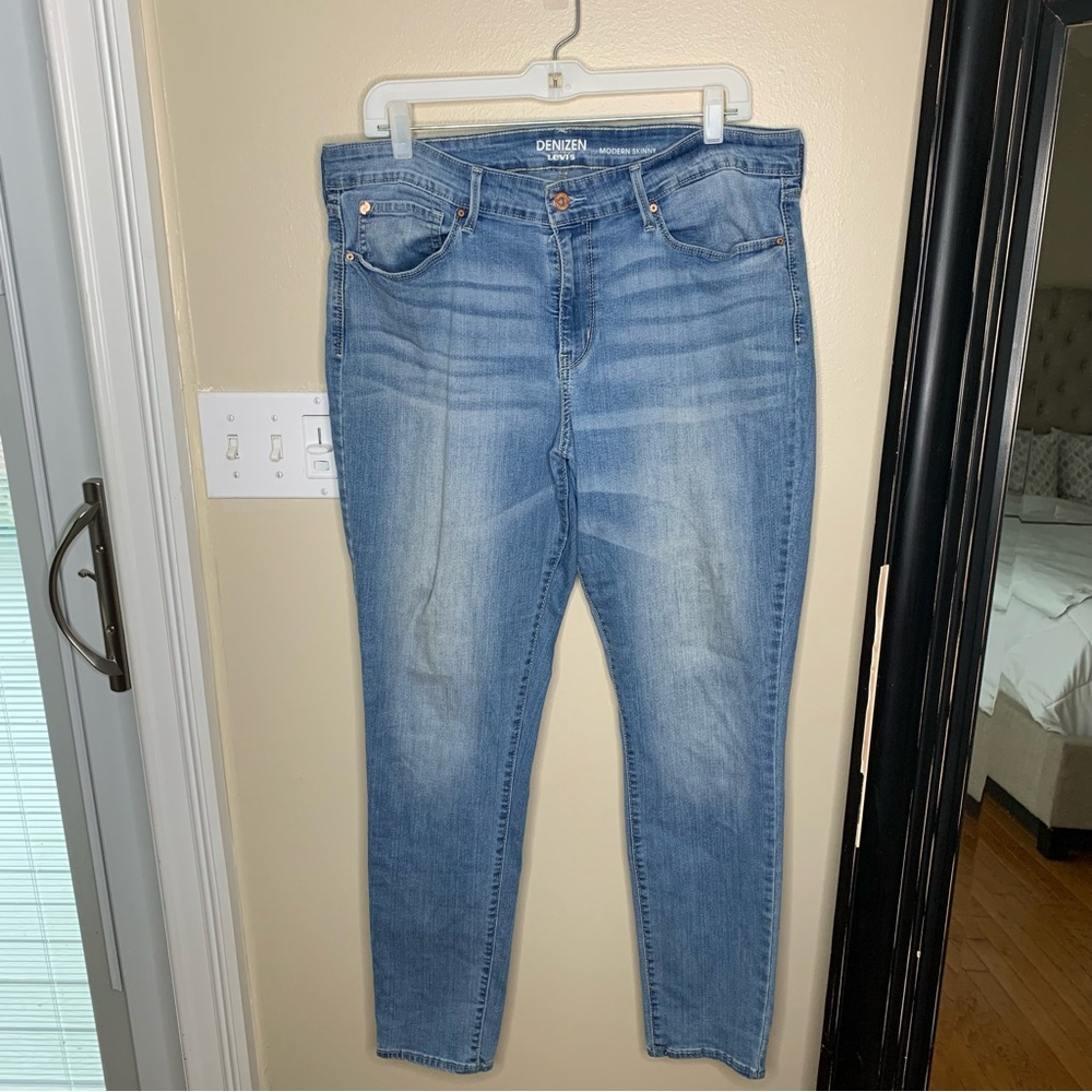 Women's DENIZEN from Levi Modern Skinny 18M 34x30